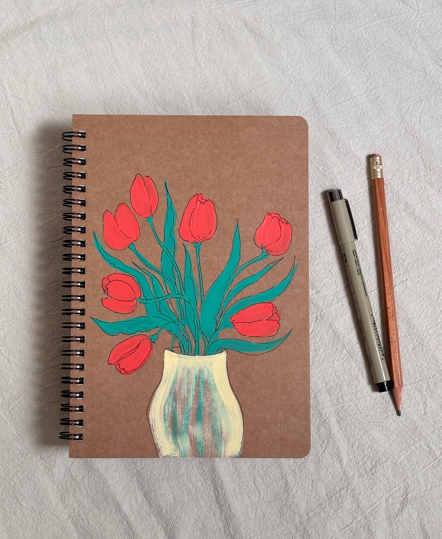 red tulip bouquet