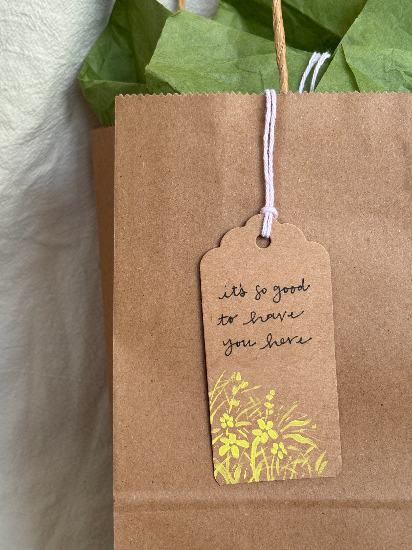 kraft paper gift tag